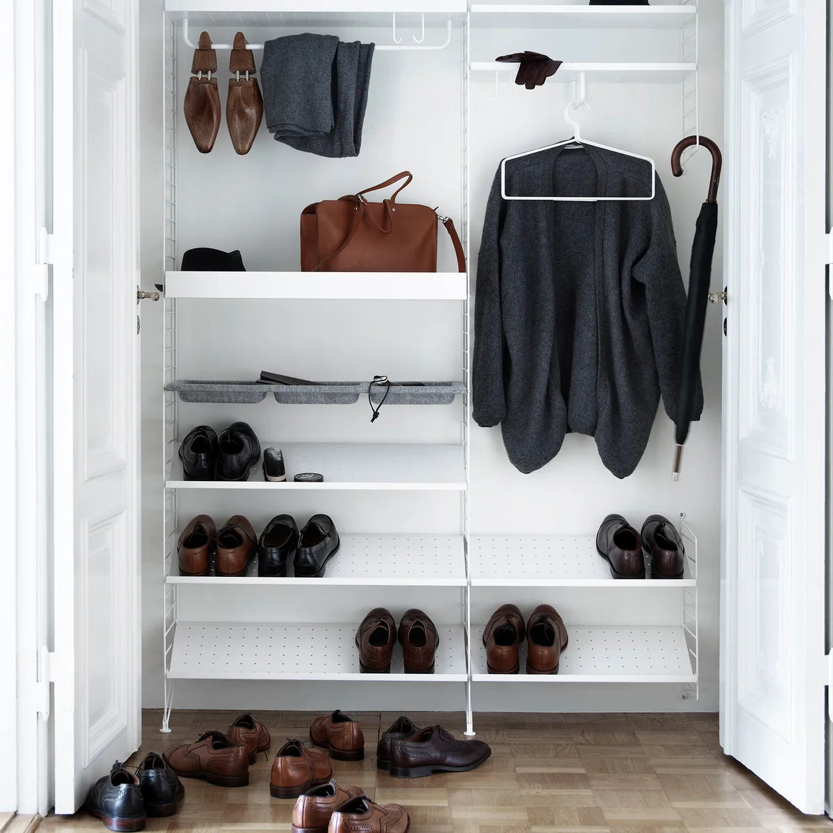 String Stange Kleiderstange Garderobe Metallboden schwarz SIEHE TEXT/FOTO - 7350038272744