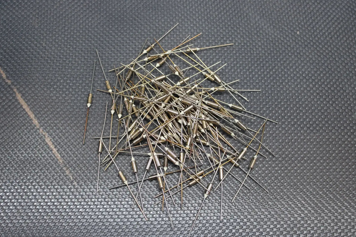 B-Ware Eska Temperatursicherung Sicherung 121 °C 10 A 230 V/Ac 4 Mm 771121 100 Stück - 2050000164385