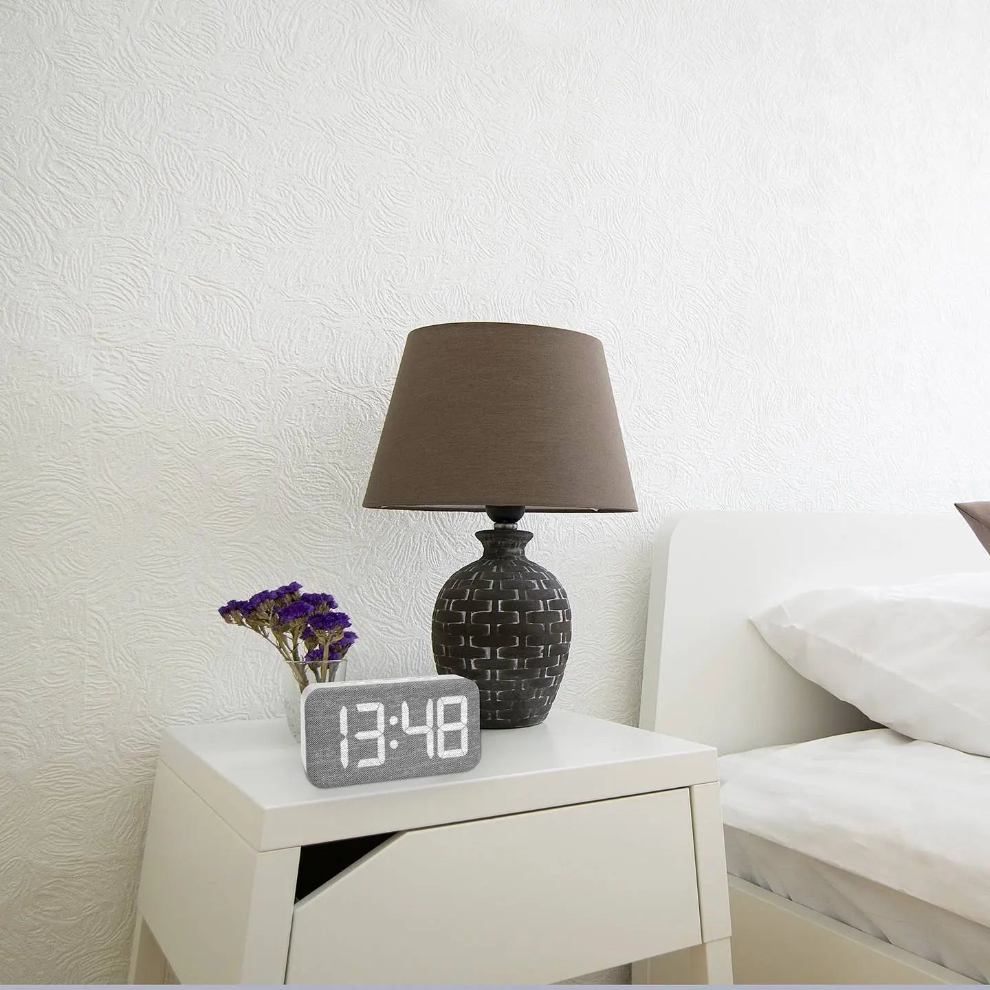 B-Ware Tfa Wecker Uhr Digitalanzeige Textilbezug Led Display Snooze Datum Usb Kabel - 4009816041203