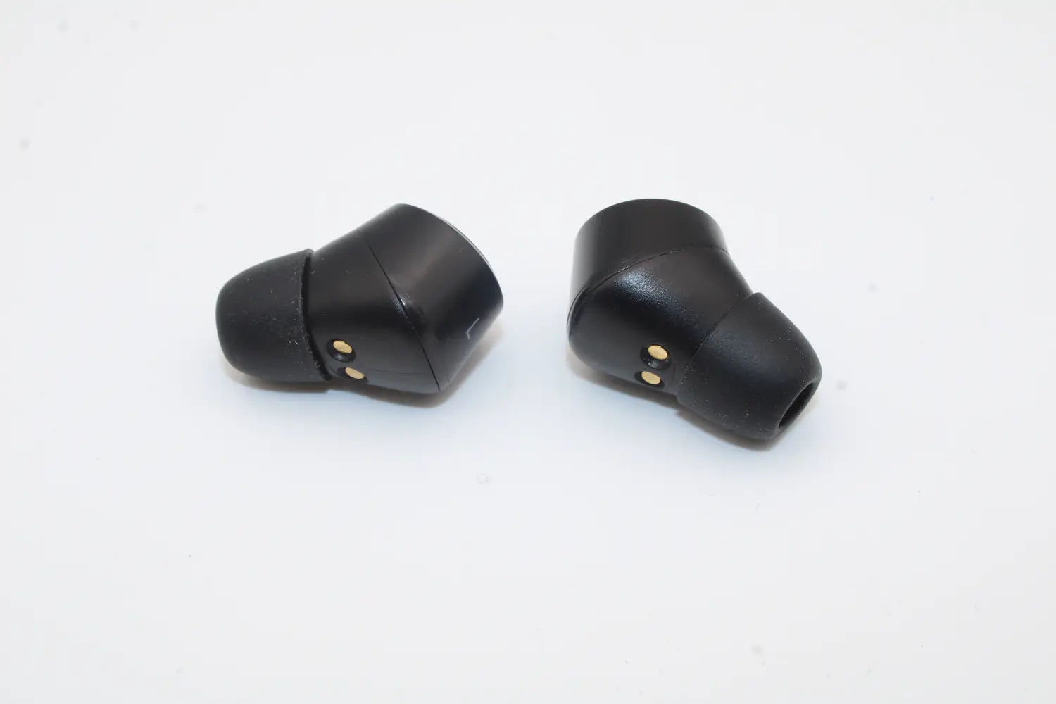 C-Ware Tie Studio Tx6 In Ear Kopfhörer Bluetooth Headset Ohrhörer Siehe Text/Foto - 4260416830974