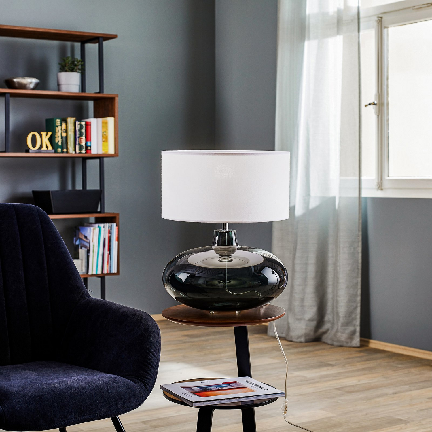 B-Ware Argon Tischleuchte Skien Nachttischlampe Leselampe E27 Weiß Glasfuß Rauchgrau - 5902553220223