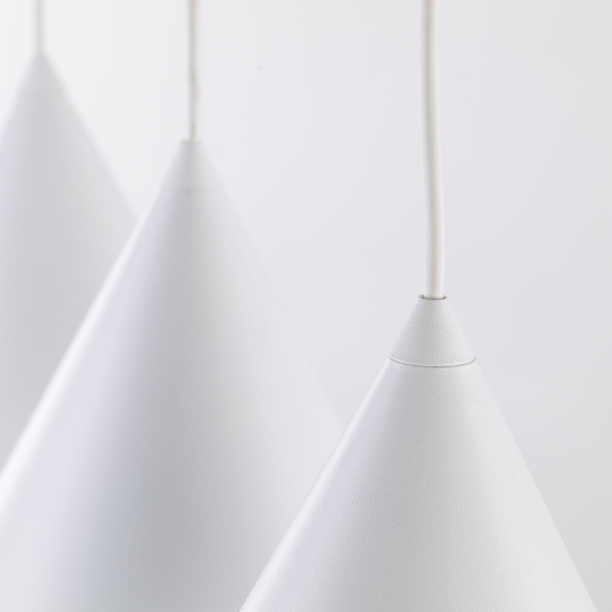 TK Lighting Hängeleuchte Pendelleuchte Cono LED weiß dreiflammig 75 cm linear - 5906135100118