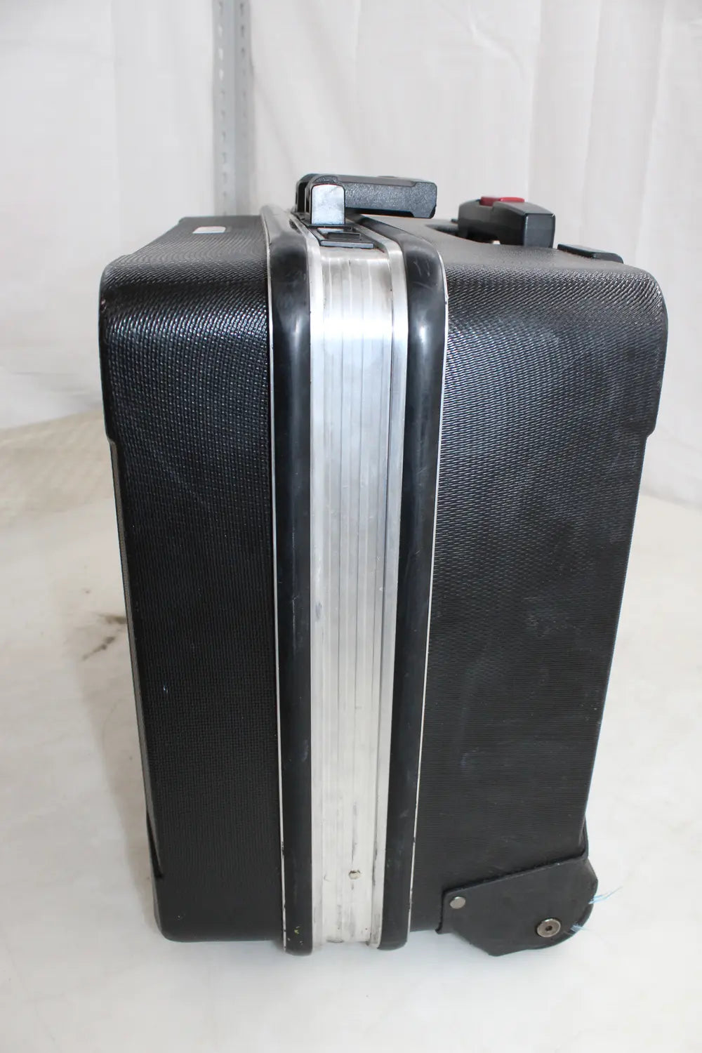 D-Ware Toolcraft Universal Werkzeug Pilotenkoffer Trolley Unbestückt Griff Defektware - 4053199922819