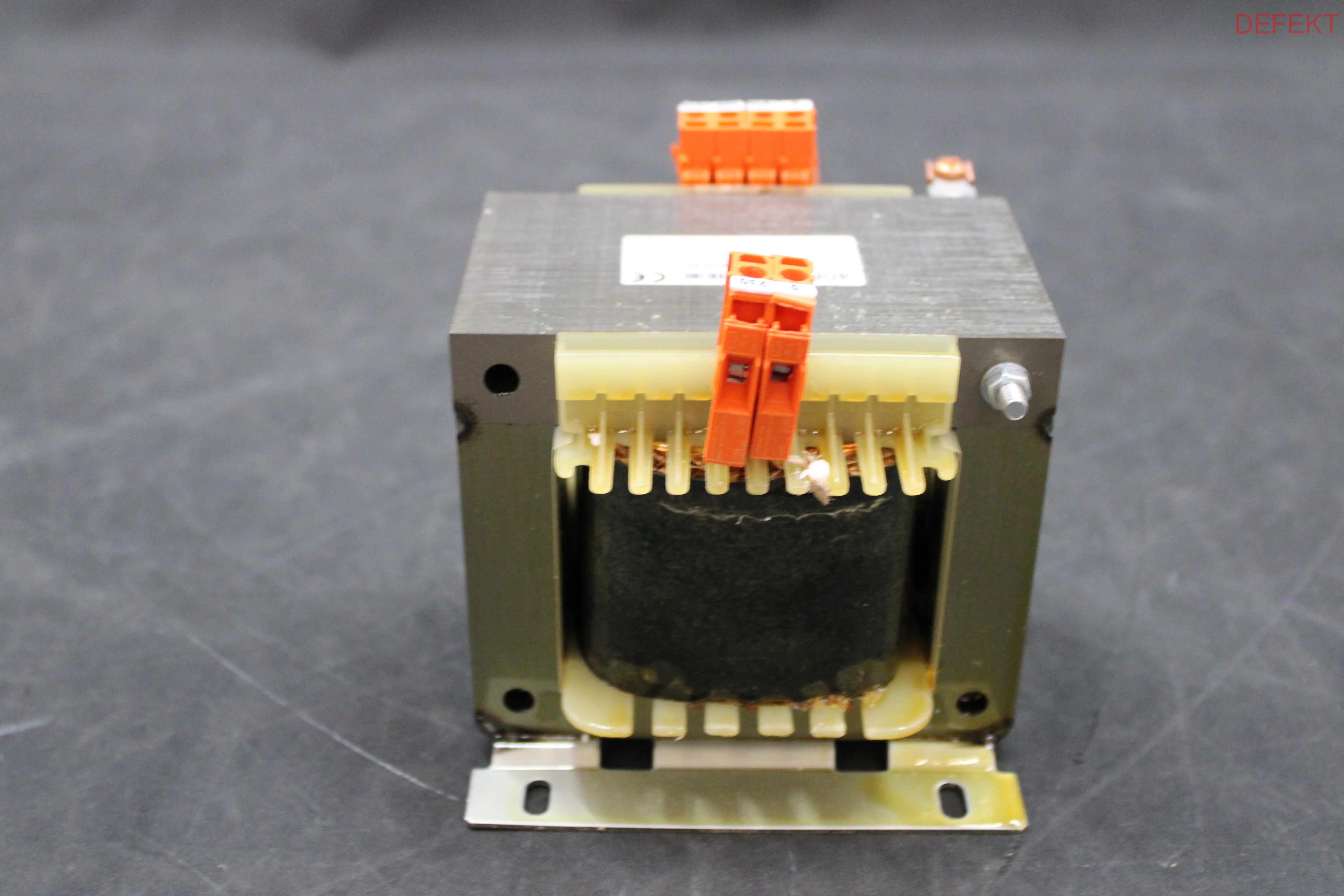 D-Ware Elma Tt Trenntransformator 1 X 400 V 1 X 230 V/Ac 500 Va 2.17 A I Defekt - 4016138819014