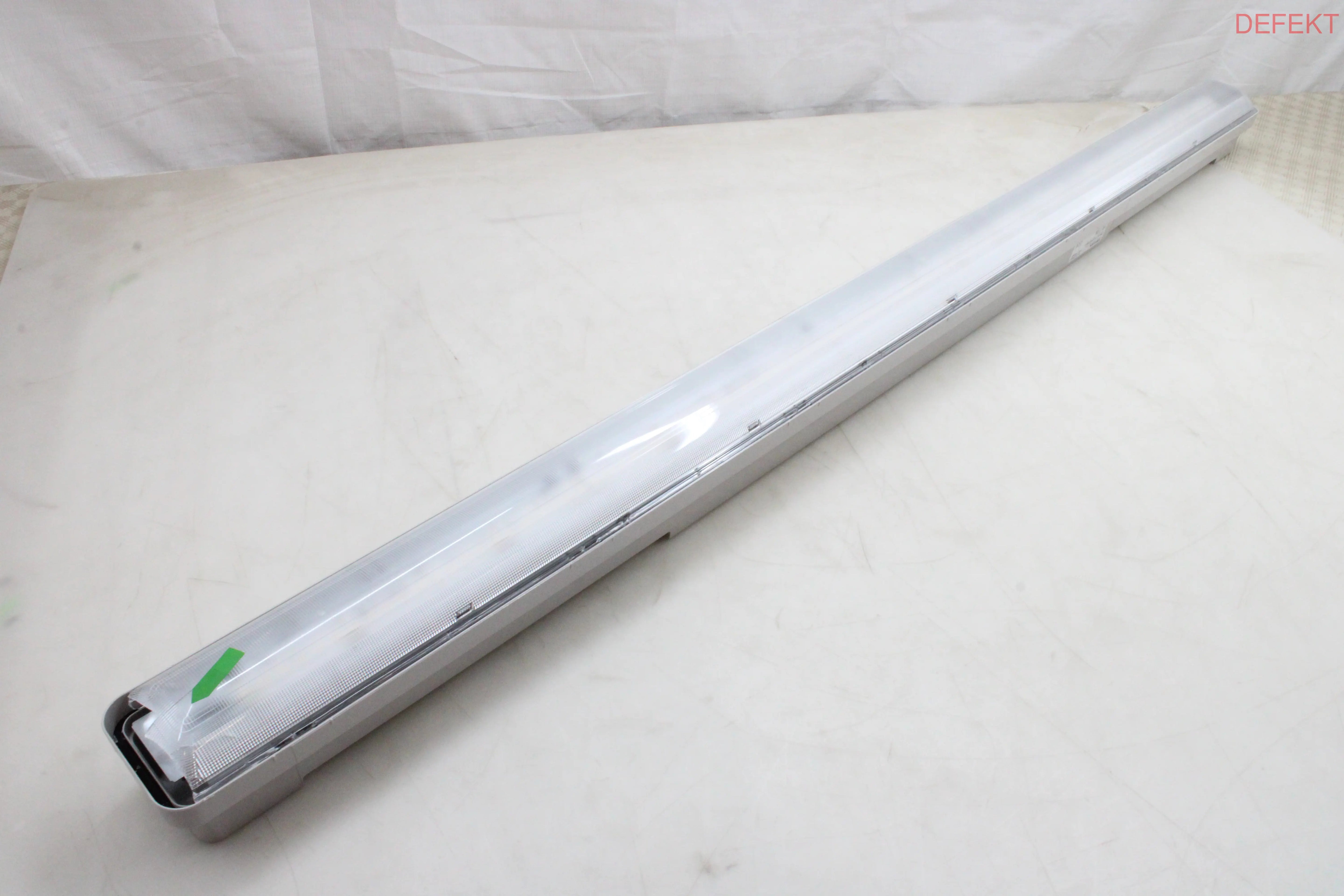 D-Ware Trilux Oleveon F 1.5 7126640 Led Feuchtraumleuchte Led 44 W Weiß Grau Defektware - 4018242408474