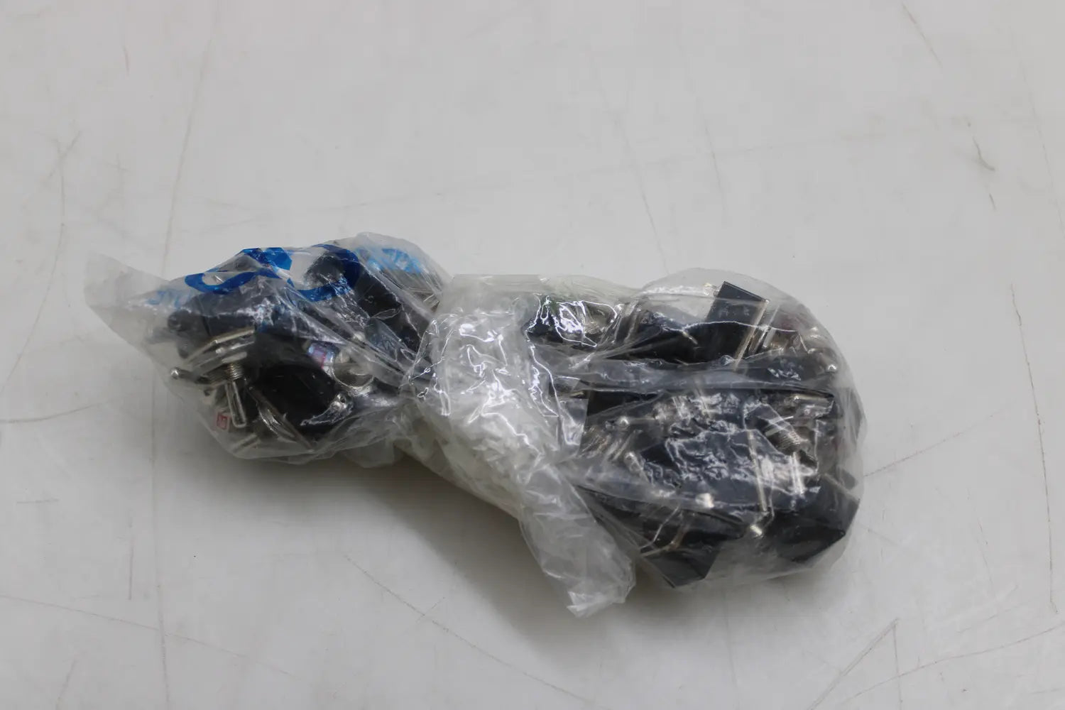 B-Ware Tru Components Tc R13 2 05 Kippschalter Schalter Metallhebel 250 V 25 Stück - 4064161298849