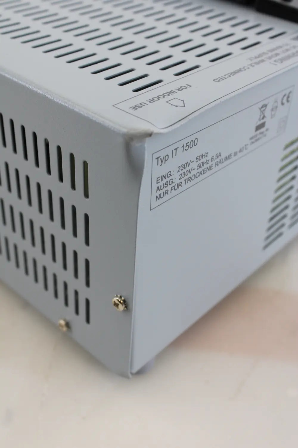 B-Ware Voltcraft It1500 Universal Labor Trenn Transformator 1500 Va 230 V Siehe Text/Foto - 4016138522662
