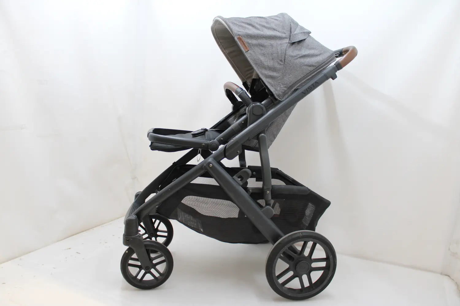 B-Ware Uppababy Vista V2 Kombikinderwagen + V3 Babywanne Set - 1