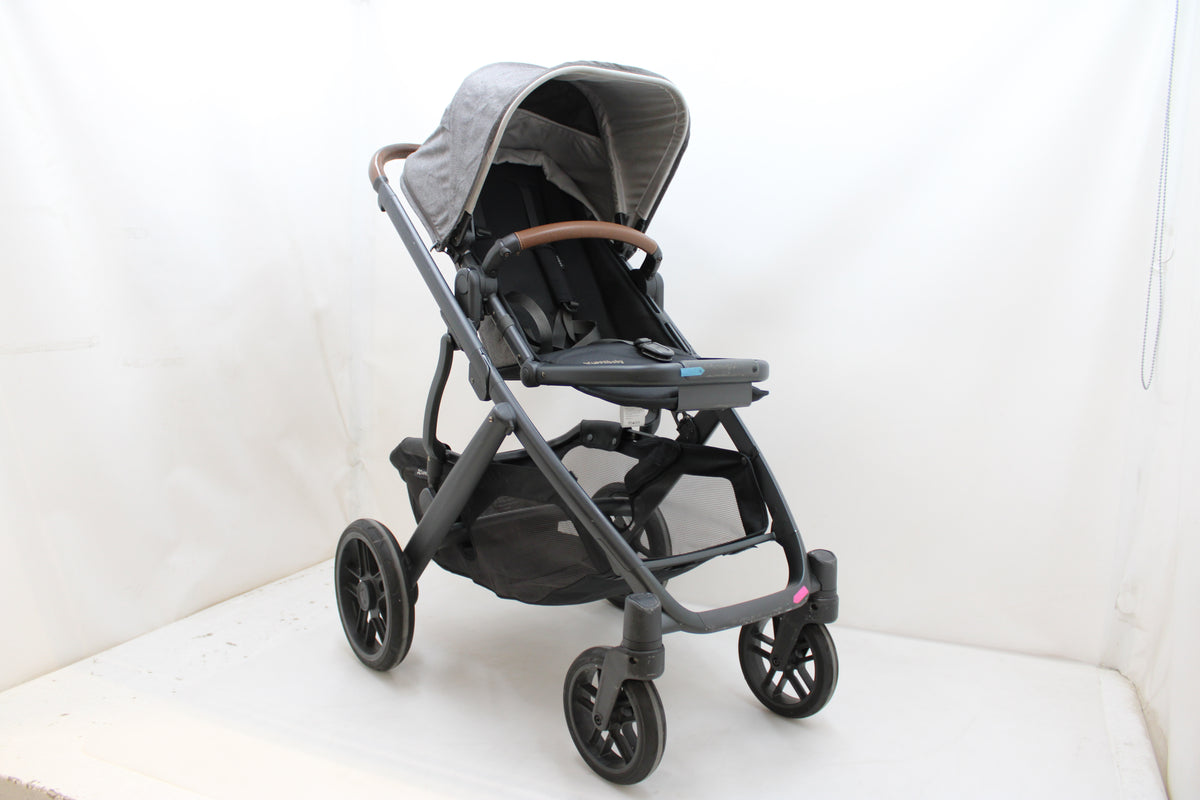Uppababy Vista V2 Kombikinderwagen + V3 Babywanne Set - 1