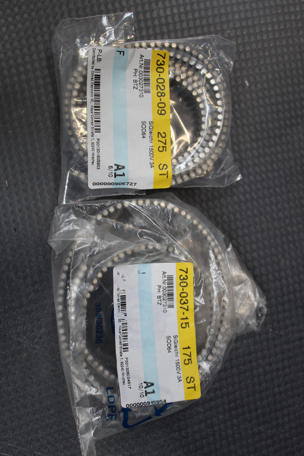 Vishay Brückengleichrichter By228 Tap Do 213 Ab 1000 V 1 A Tape 10 Stück B-Ware - 2050009800925