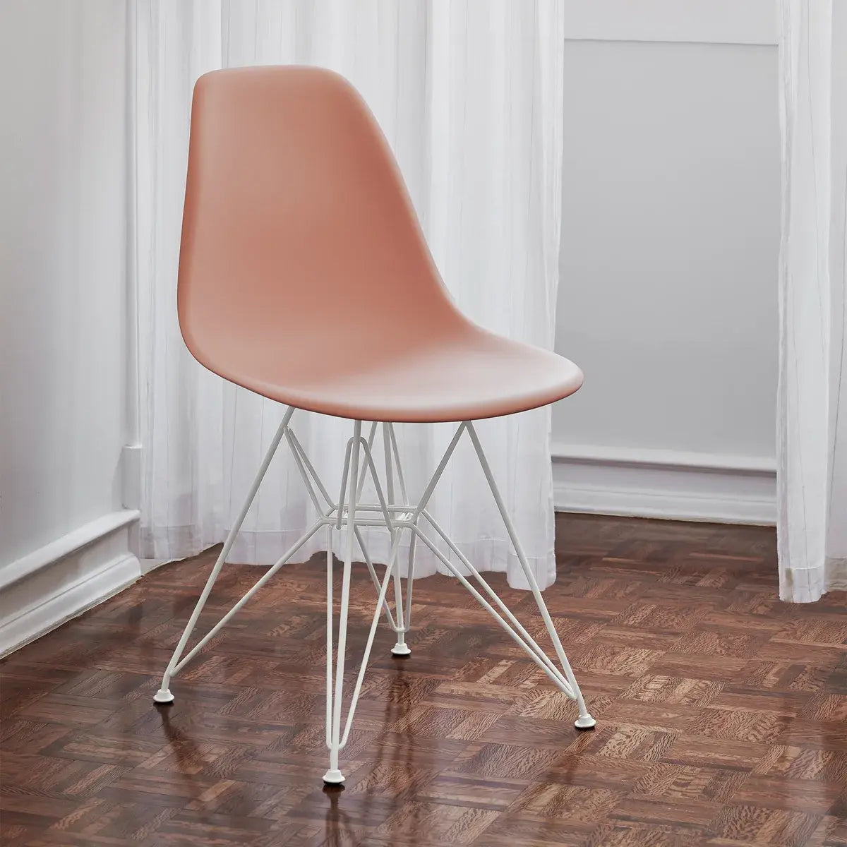 B-Ware Vitra Stuhl Sitzgelegenheit Esszimmerstuhl Kunststoffstuhl Poppy Red Filzgleiter - 4055737189890
