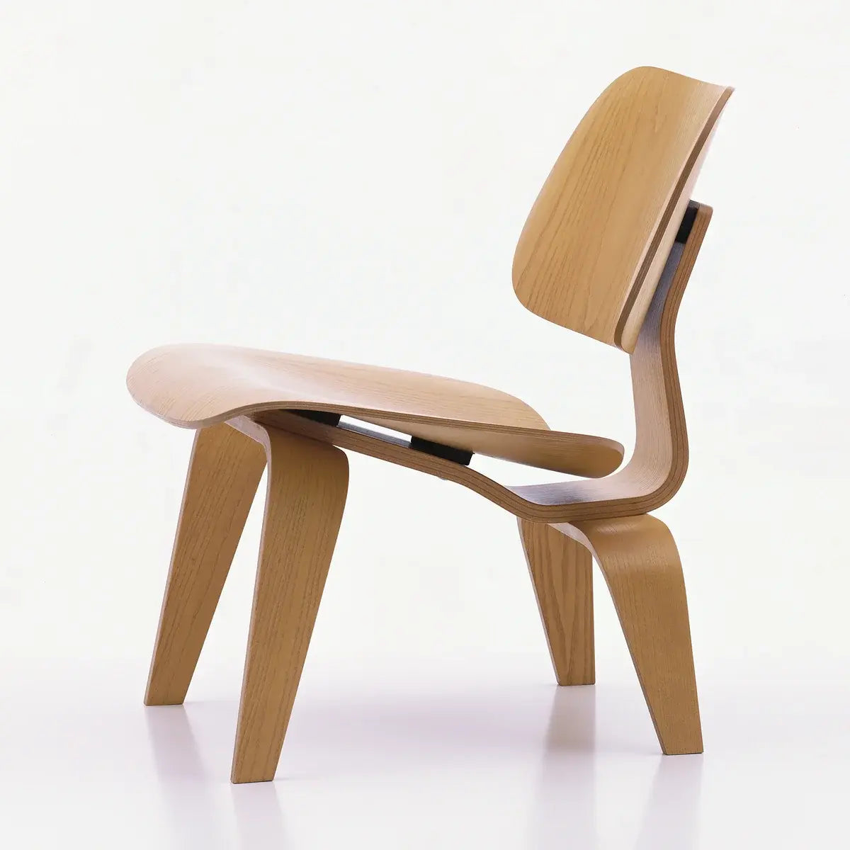 B-Ware Vitra Stuhl Sessel Plywood Group Lcw Esche Natur Furnier Holzstuhl Esszimmer
