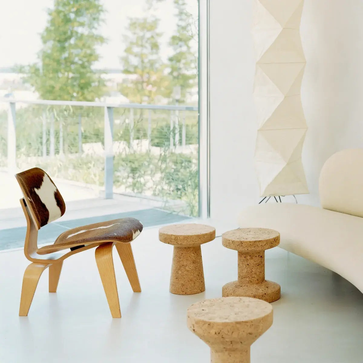 B-Ware Vitra Stuhl Sessel Plywood Group Lcw Esche Natur Furnier Holzstuhl Esszimmer