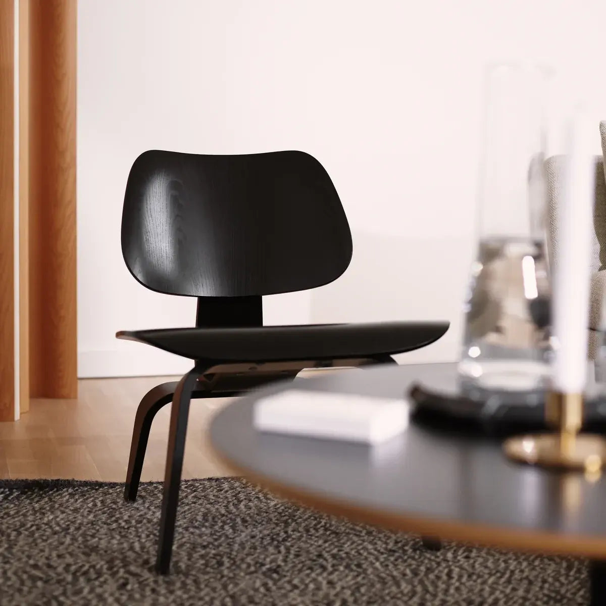 B-Ware Vitra Stuhl Sessel Plywood Group Lcw Esche Natur Furnier Holzstuhl Esszimmer
