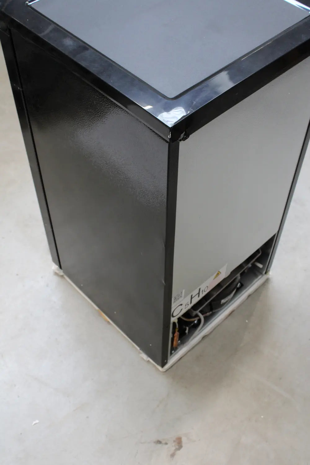 C-Ware Vs 7255 Kühlschrank Vollraumkühler Schwarz 45cm E 87 L Siehe Text/Foto - 4004470725513