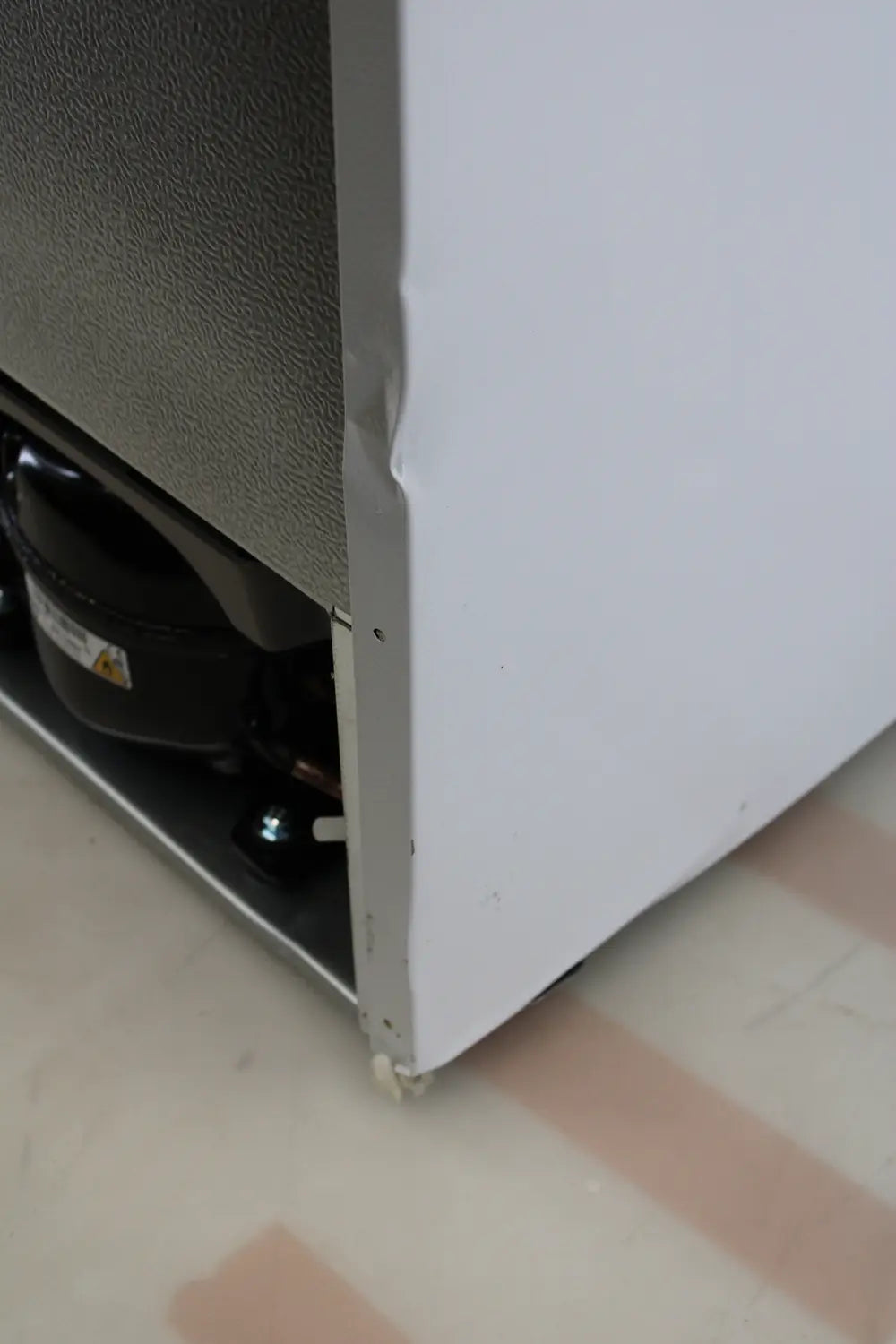 D-Ware Bomann Kühlschrank Kühlgerät Weiß 87 L Standgerät Gemüsefach 45cm Defektware - 4004470772555