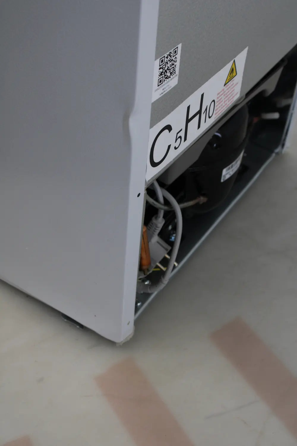 D-Ware Bomann Kühlschrank Kühlgerät Weiß 87 L Standgerät Gemüsefach 45cm Defektware - 4004470772555