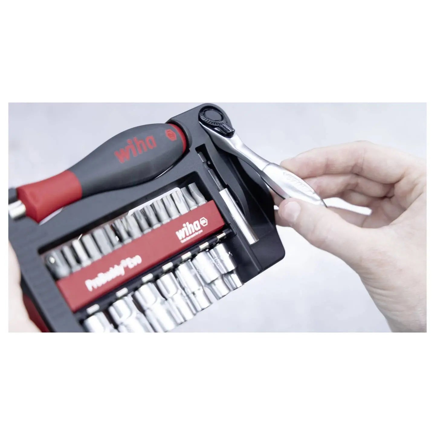 B-Ware Wiha Bit Steckschlüssel Set Pro Buddy Evo 1/4" 46960 Schraubendreher Bitbox - 4010995469603