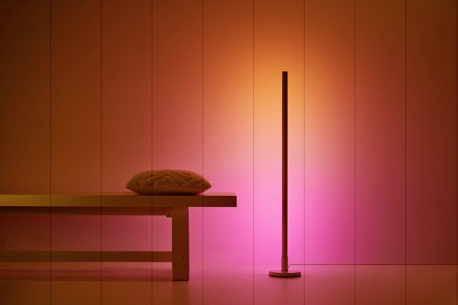 B-Ware Wi Z Stehlampe Standlampe Led Pole Lightbar Tunable White Color Wi Fi Ble