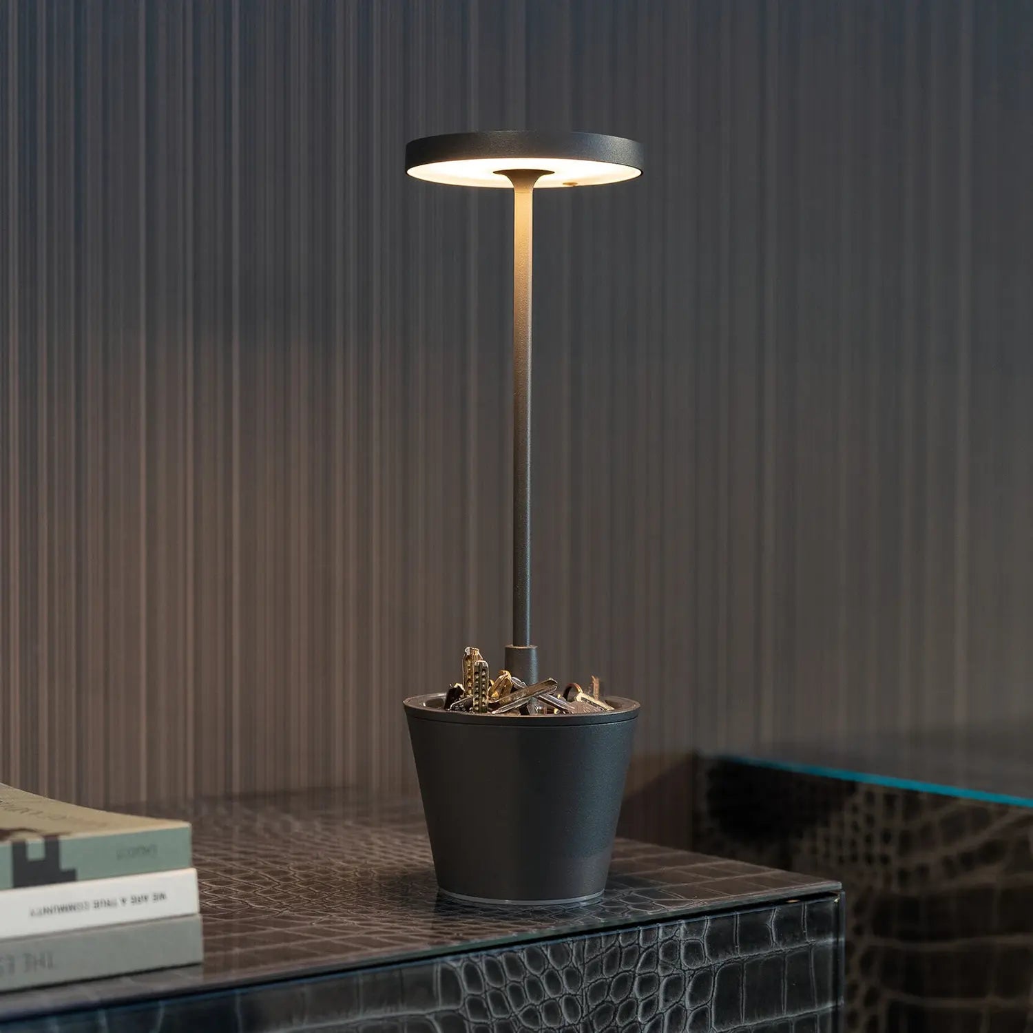 B-Ware Zafferano Tischleuchte Lampe Akku Led Poldina Reverso Grau Aluminium 35 Cm Ip54 - 8054144509037